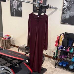 Old Navy Long Ribbed Button-Front Maxi Dress in Burgundy